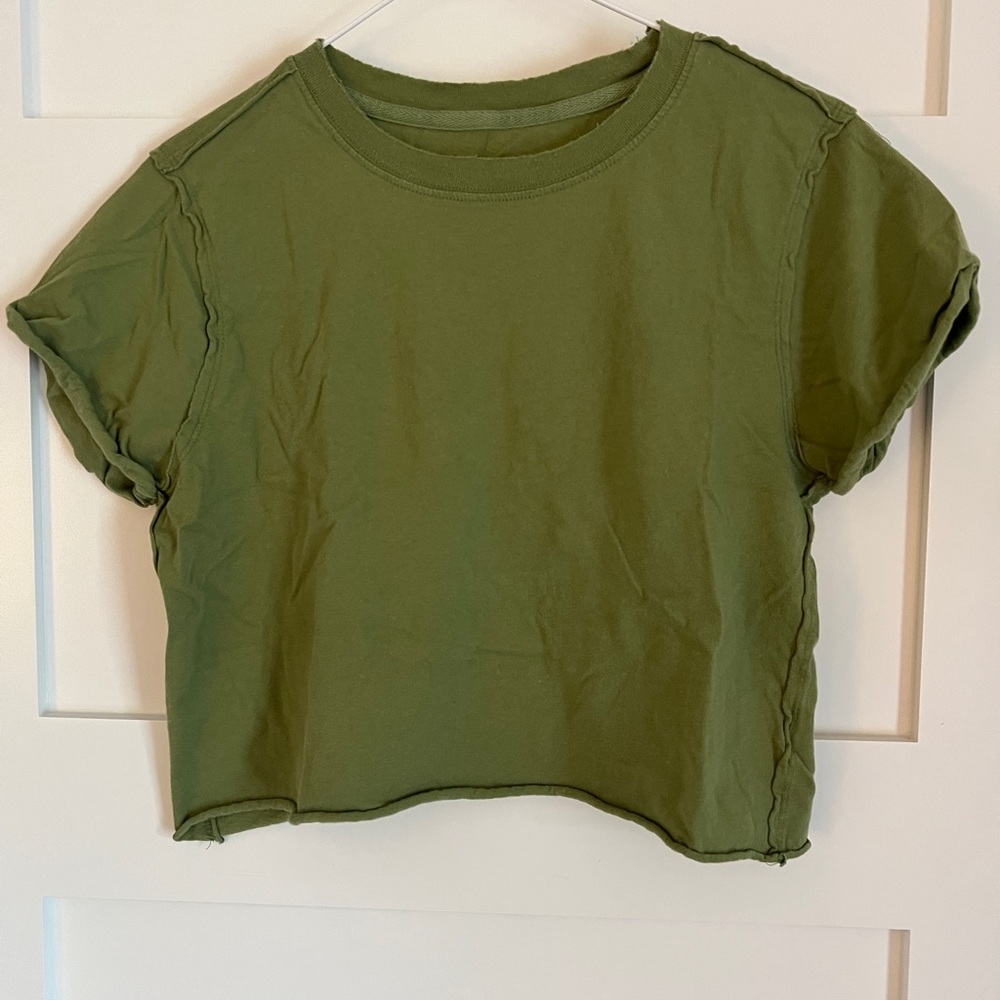 Like new, we the free green crop top, size small